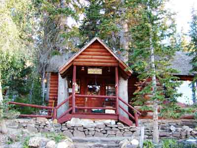 Store Picture at Navajo Lake Lodge